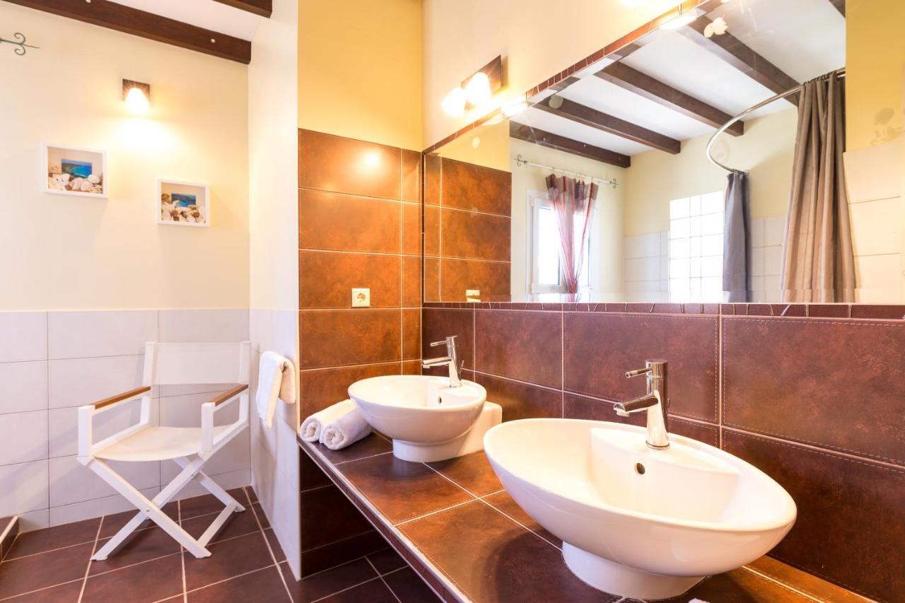 Villa St Nicholas House With Private Heated Pool Dassia  Exterior foto